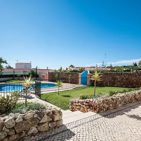 Fontainha By Villa *